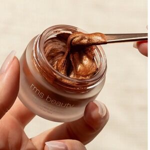 RMS Beauty Master Radiance Base Deep In Radiance Cream Highlighter 0.50 oz 15ml